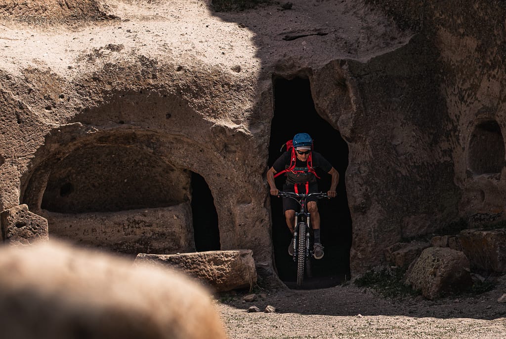 Mountainbiken in den Höhlen von Kappadokien